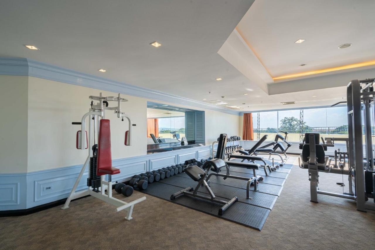 Centara Riverside Hotel 4*
